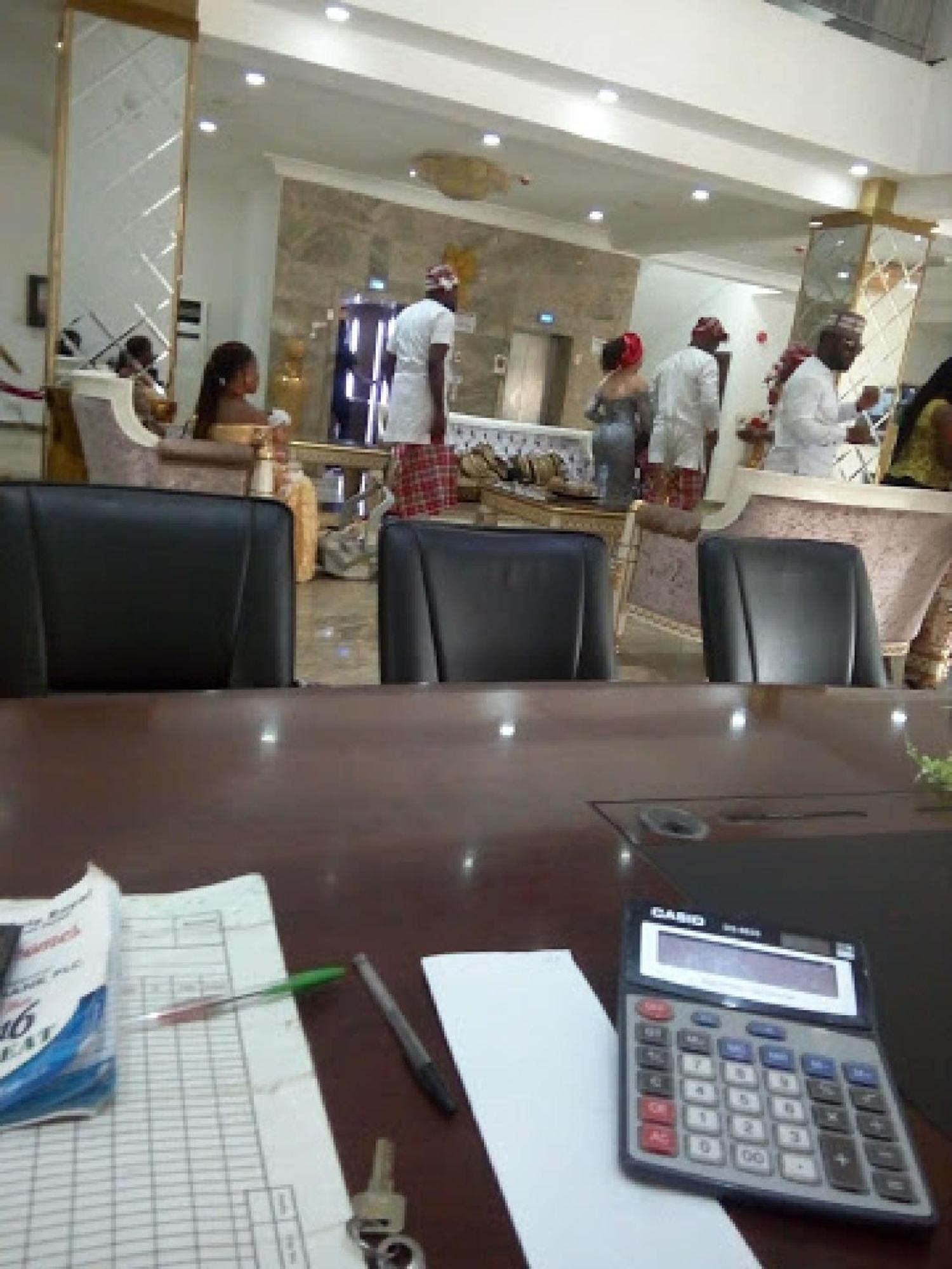 Room In Bb - Immaculate Royal International Hotel Owerri Dış mekan fotoğraf
