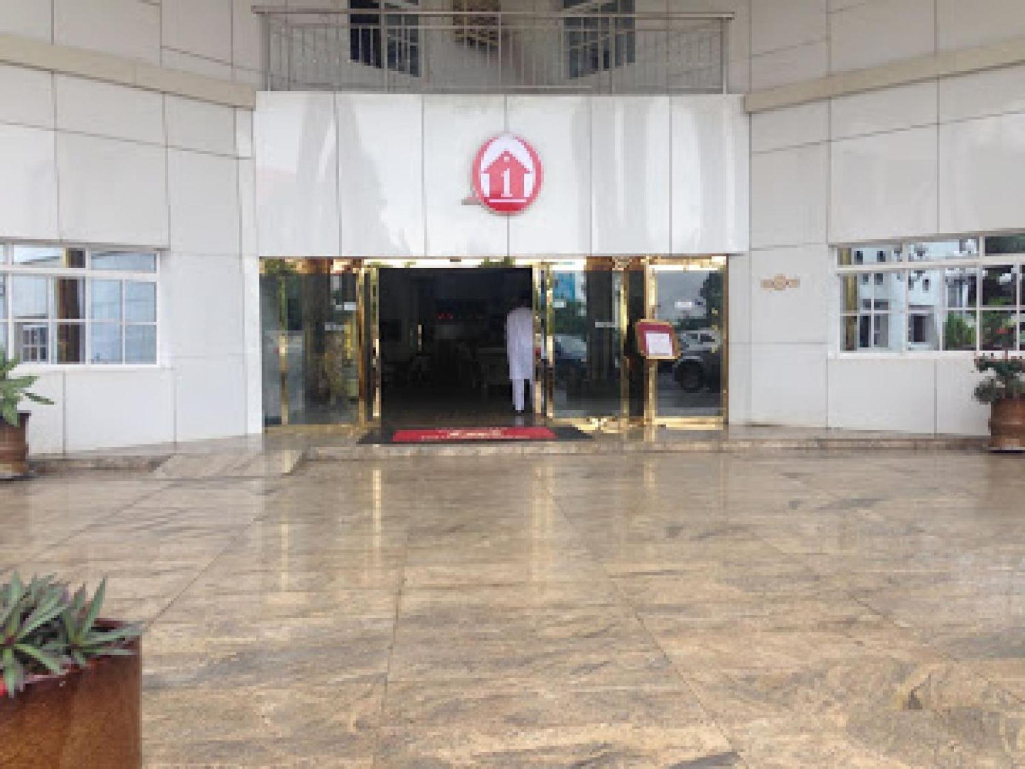 Room In Bb - Immaculate Royal International Hotel Owerri Dış mekan fotoğraf