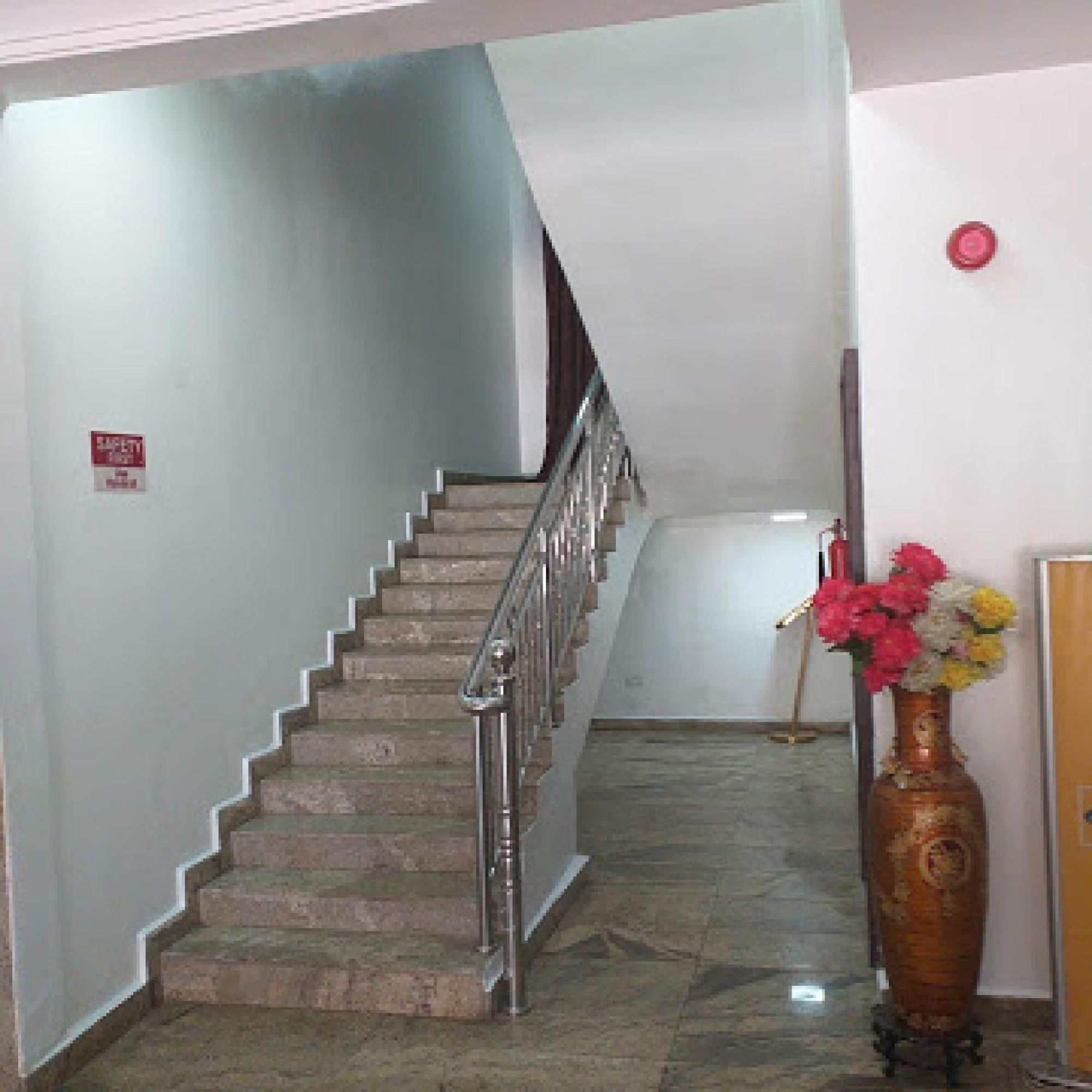 Room In Bb - Immaculate Royal International Hotel Owerri Dış mekan fotoğraf